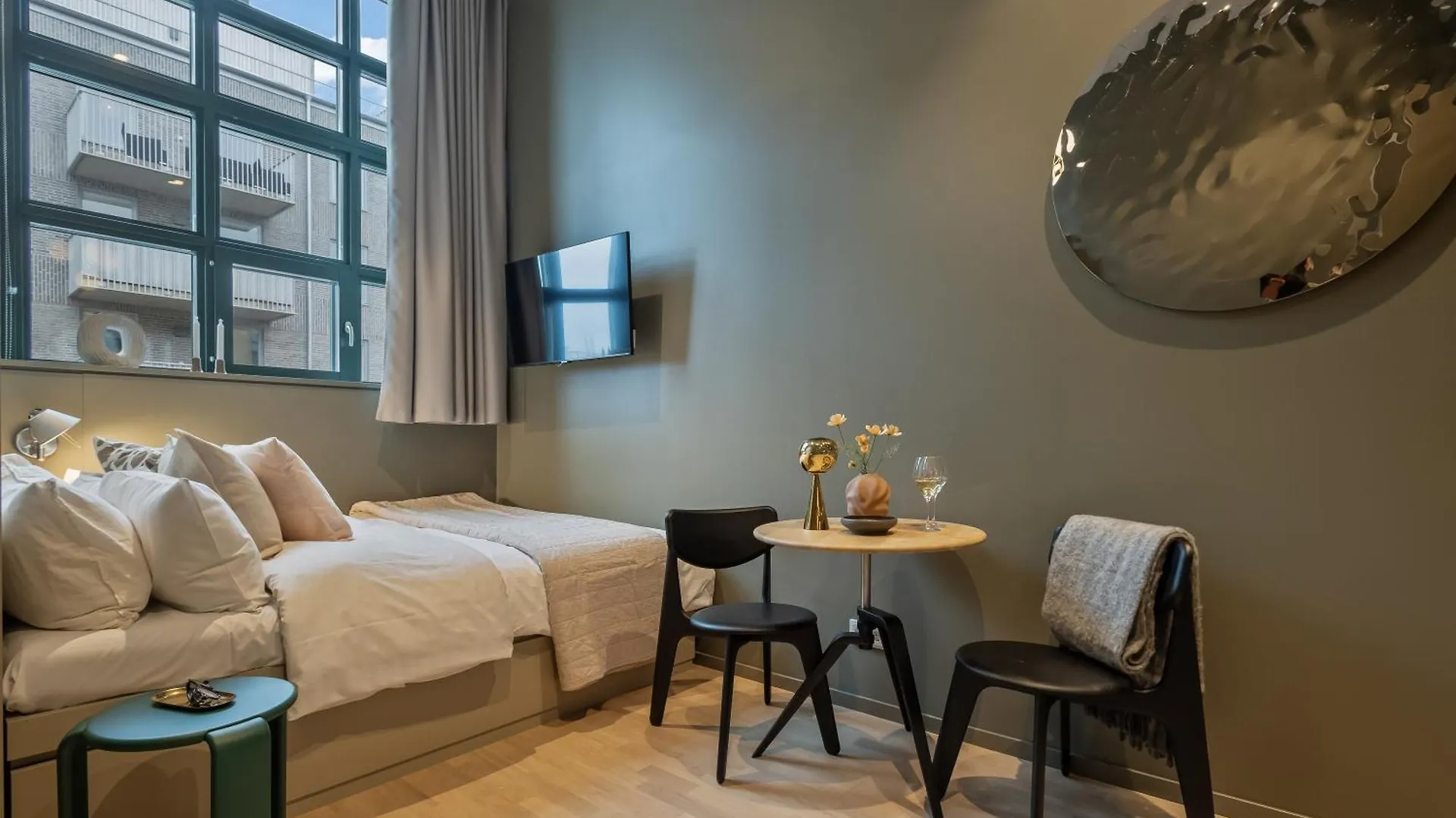 Unity Hammarby Sjoestad - A Studio Hotel Stockholm 4*,